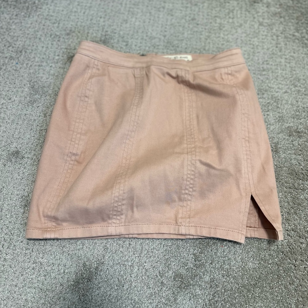 Elegant Pink Women's Skirt